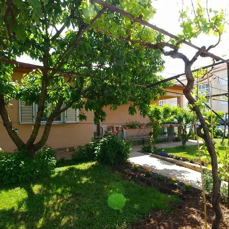 Marija 1539 Apartmán *